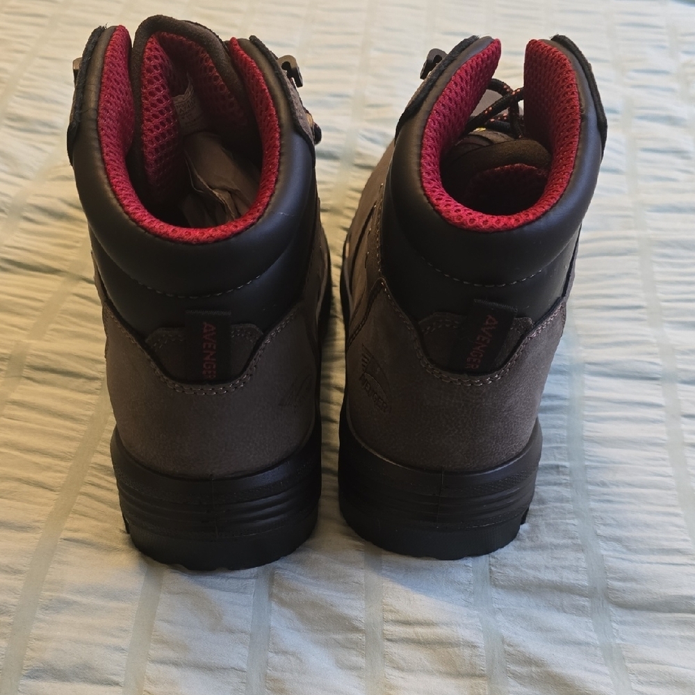 Avenger Gray and Black Men's Boots 10.5 New - Picture 4 of 6